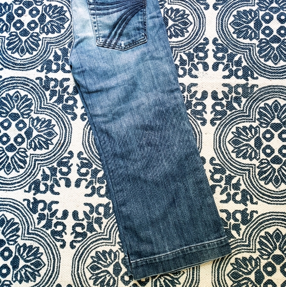 Jeans - Picture 3 of 3